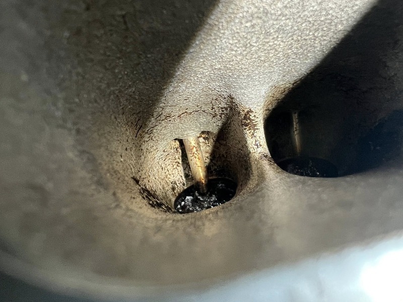 ve-sinh-hong-nap-bmw-kha-hoang-auto-2